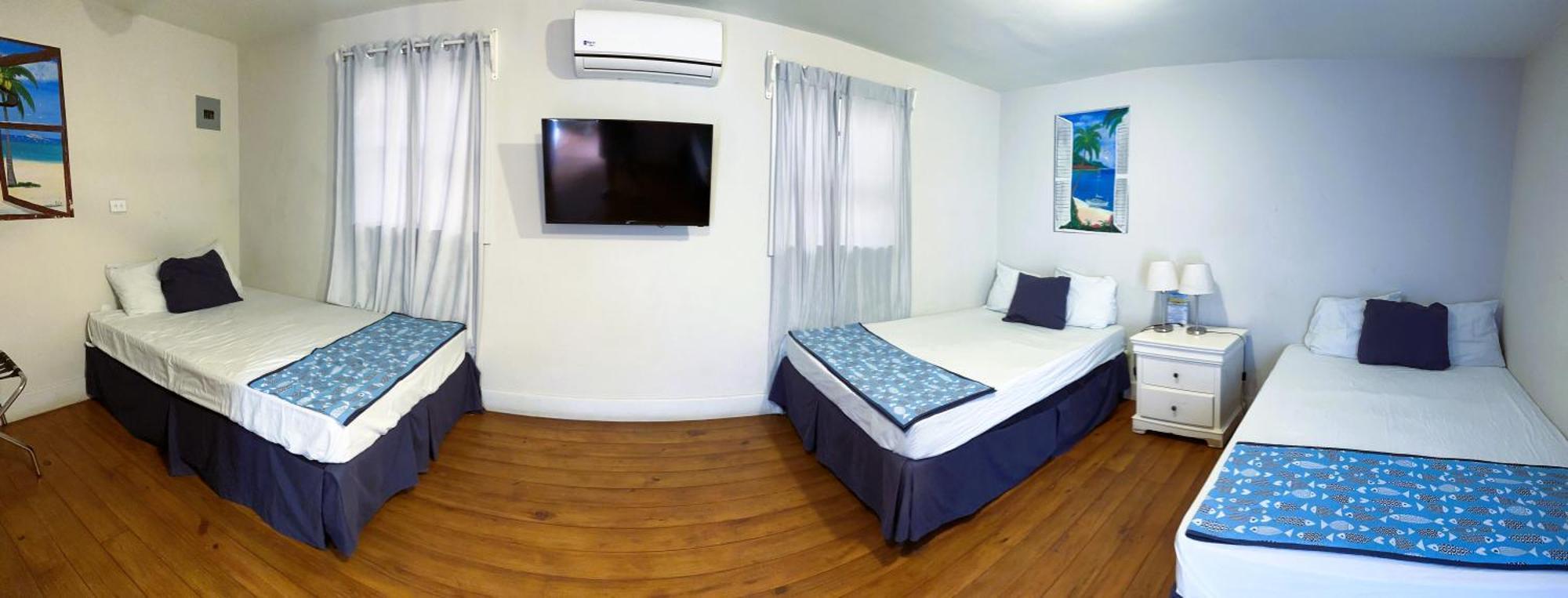Hotel Miramar Уест Енд Екстериор снимка